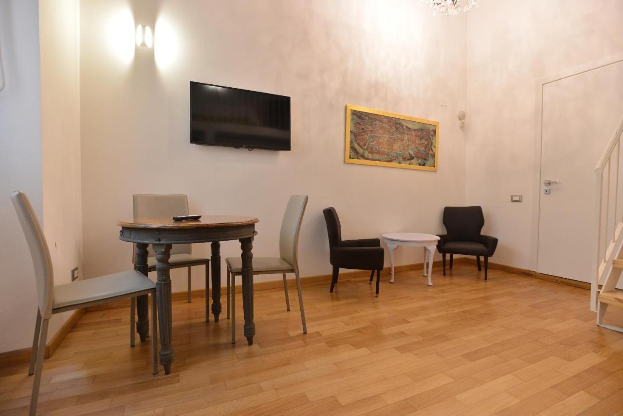 Izzhome City Center Cozy Cagliari Exterior foto