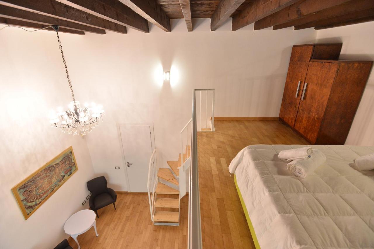 Izzhome City Center Cozy Cagliari Exterior foto